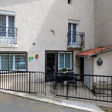 Maison Familiale Moderne Proche Du Puy-en-velay Avec Wifi